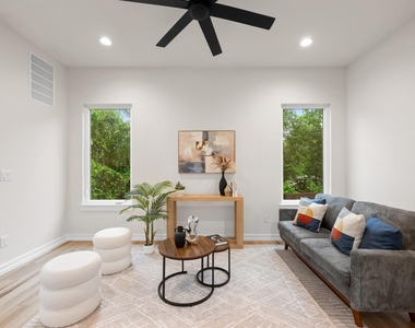 2309 Montopolis Dr - Photo Thumbnail 2