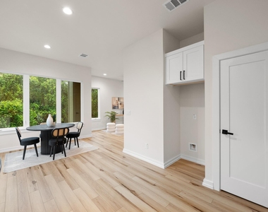 2309 Montopolis Dr - Photo Thumbnail 11