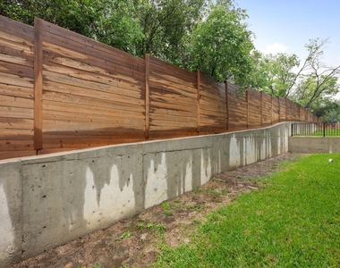 2309 Montopolis Dr - Photo Thumbnail 27