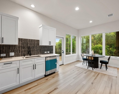 2309 Montopolis Dr - Photo Thumbnail 10
