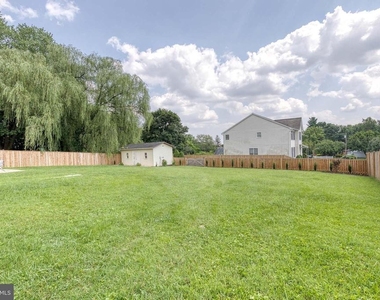 18 Byway Road - Photo Thumbnail 40