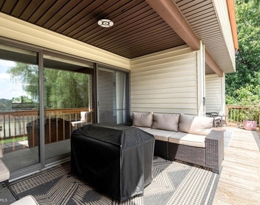 18 Byway Road - Photo Thumbnail 18