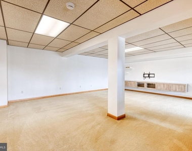 18 Byway Road - Photo Thumbnail 30