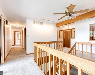 18 Byway Road - Photo Thumbnail 19