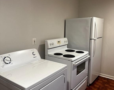 1527 W 36th Street - Photo Thumbnail 6
