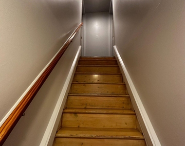 1527 W 36th Street - Photo Thumbnail 2