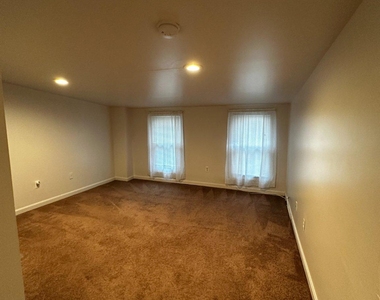 1527 W 36th Street - Photo Thumbnail 18