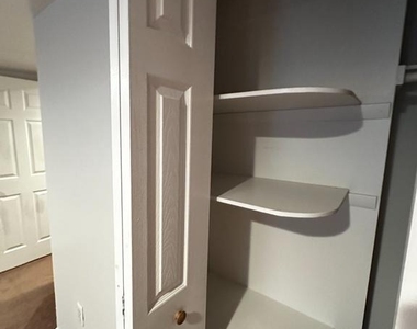1527 W 36th Street - Photo Thumbnail 22