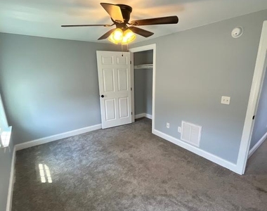 112 E Main Street - Photo Thumbnail 22