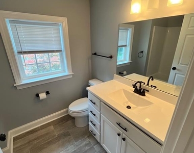 112 E Main Street - Photo Thumbnail 24