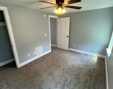 112 E Main Street - Photo Thumbnail 23