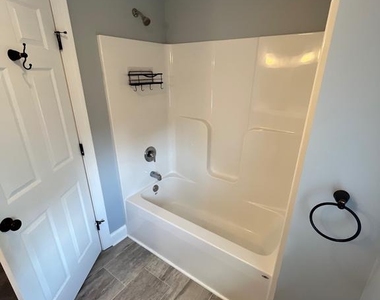 112 E Main Street - Photo Thumbnail 25