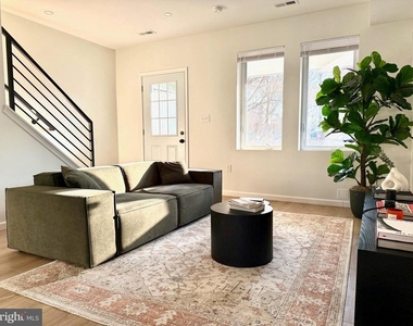 5326 9th Street Nw - Photo Thumbnail 2