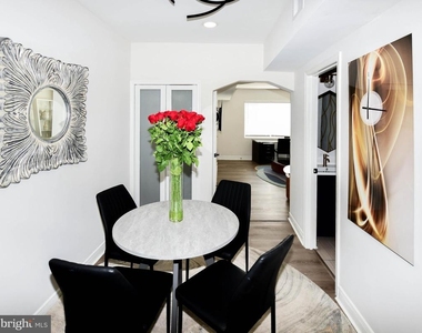 554 Newcomb Street Se - Photo Thumbnail 16