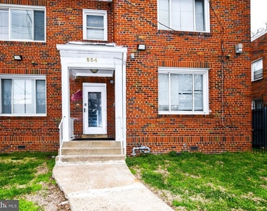 554 Newcomb Street Se - Photo Thumbnail 2