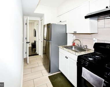 554 Newcomb Street Se - Photo Thumbnail 19