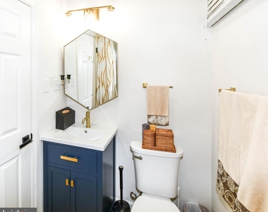 554 Newcomb Street Se - Photo Thumbnail 23