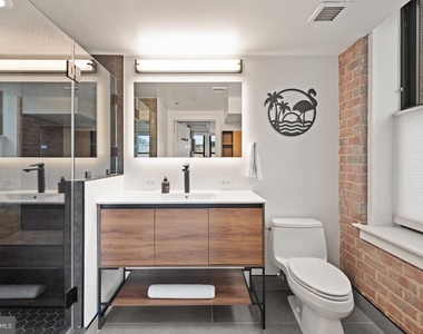 916 G Street Nw - Photo Thumbnail 22