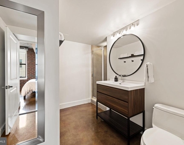 916 G Street Nw - Photo Thumbnail 31