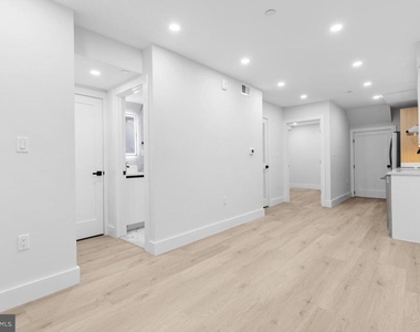 3923 14th Street Nw - Photo Thumbnail 14