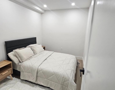 3923 14th Street Nw - Photo Thumbnail 38