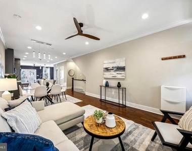 1213 Holbrook Street Ne - Photo Thumbnail 3