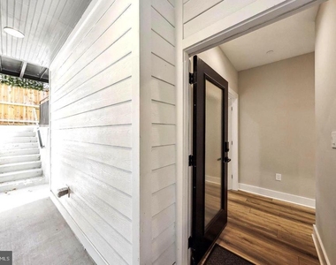 1213 Holbrook Street Ne - Photo Thumbnail 20