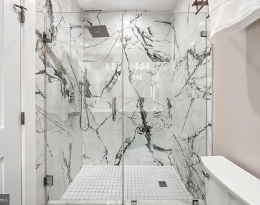 1213 Holbrook Street Ne - Photo Thumbnail 16