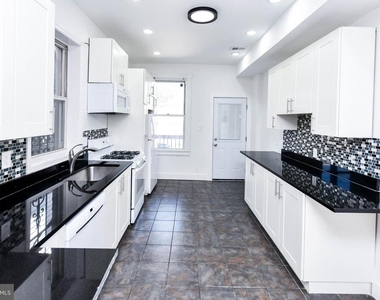 104 R St #a Ne - Photo Thumbnail 12
