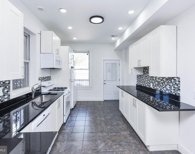 104 R St #a Ne - Photo Thumbnail 11