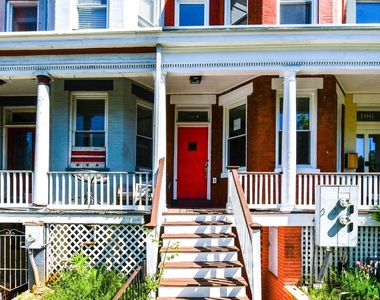 104 R St #a Ne - Photo Thumbnail 2