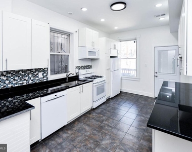 104 R St #a Ne - Photo Thumbnail 15