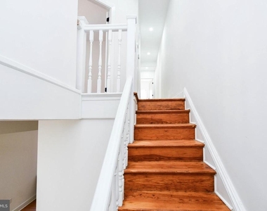 104 R St #a Ne - Photo Thumbnail 20