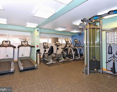 2555 Pennsylvania Avenue Nw - Photo Thumbnail 28