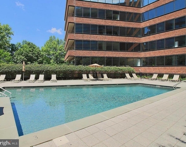 2555 Pennsylvania Avenue Nw - Photo Thumbnail 30