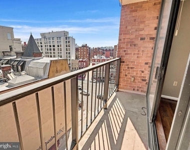 2555 Pennsylvania Avenue Nw - Photo Thumbnail 19