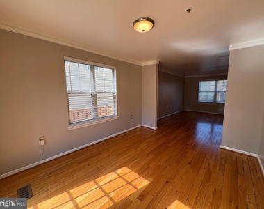 4005 Blakney Lane Se - Photo Thumbnail 7