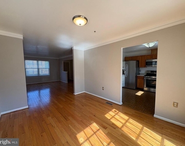 4005 Blakney Lane Se - Photo Thumbnail 8