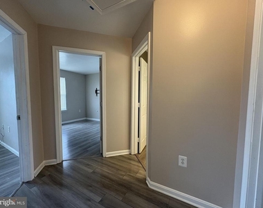 4005 Blakney Lane Se - Photo Thumbnail 11