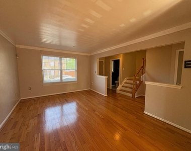 4005 Blakney Lane Se - Photo Thumbnail 10
