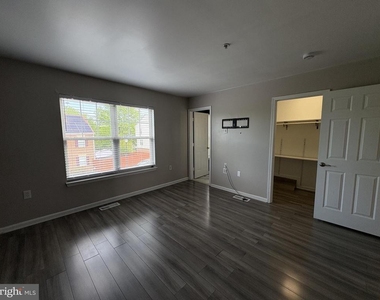 4005 Blakney Lane Se - Photo Thumbnail 13