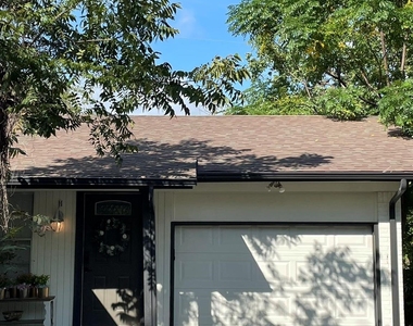 3006 Matador Dr - Photo Thumbnail 10