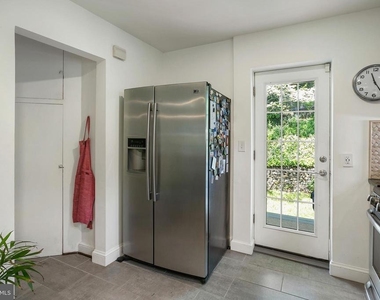 5015 Fulton Street Nw - Photo Thumbnail 5