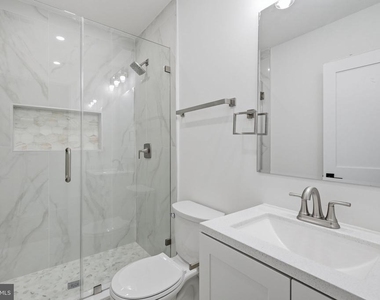 2404 North Capitol Street Nw - Photo Thumbnail 10