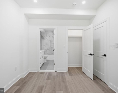 2404 North Capitol Street Nw - Photo Thumbnail 5
