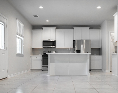 341 Mary Max Cir Cir - Photo Thumbnail 9