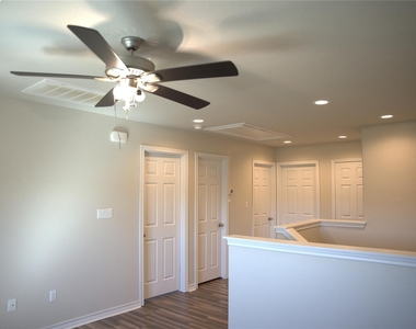 341 Mary Max Cir Cir - Photo Thumbnail 19