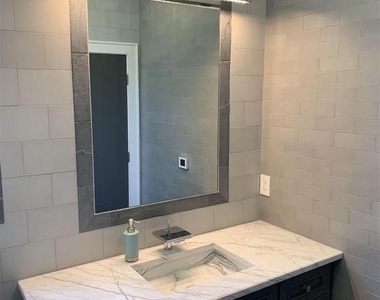 808 Elliott Ave - Photo Thumbnail 10