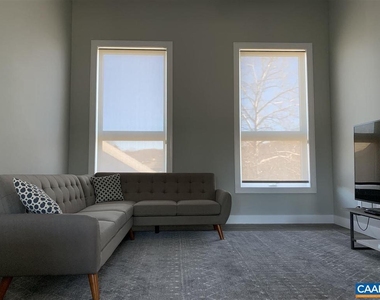 808 Elliott Ave - Photo Thumbnail 21
