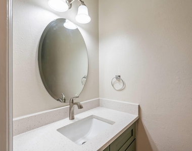 5802 Belmoor Dr - Photo Thumbnail 20